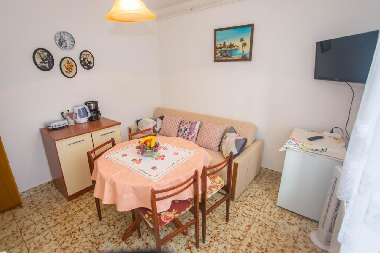 Apartment Complex Nevia Porec Exterior photo